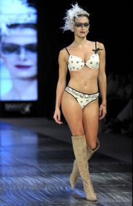 post-15092-0-69064300-1347318753_thumb.j