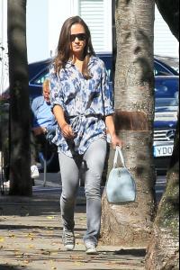 post-38290-0-34309400-1348229415_thumb.j