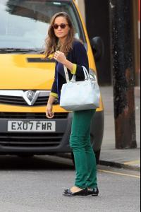 post-38290-0-43416300-1348229941_thumb.j