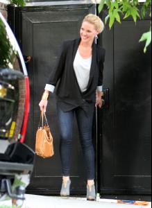 post-38290-0-59395600-1347622593_thumb.j