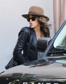 Ian and Nikki (32).jpg