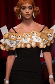 moschino-clp-rs17-2846.jpg