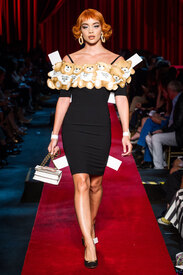 moschino-rs17-2768.jpg