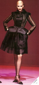 bb_NadjaAuermann_1995_07_LACROIX_HC_FW95_Book_Moda_050.jpg