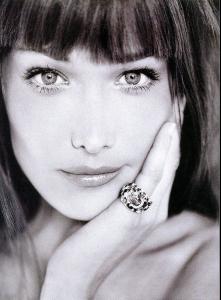 0050_Carla_Bruni.jpg