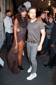 Naomi_Campbell_at_the_Igor_Chapurin_Show_20.jpg