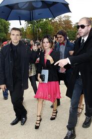 RachelBilson_ChristianDiorReadytoWearSS2011Show_Paris_011010_013.jpg