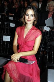 RachelBilson_ChristianDiorReadytoWearSS2011Show_Paris_011010_044.jpg