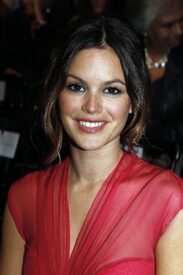 RachelBilson_ChristianDiorReadytoWearSS2011Show_Paris_011010_052.jpg