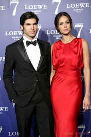 8457_cayetano-rivera-y-eva-gonzalez-en-la-presentacion-de-loewe-madrid-07102010.jpg