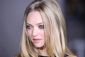 amanda_seyfried_in_time_premiere_002.jpg