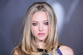 amanda_seyfried_in_time_premiere_008.JPG