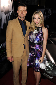 amanda_seyfried_in_time_premiere_143.jpg