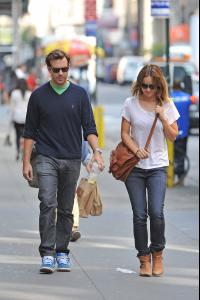 post-38290-0-08216600-1349441619_thumb.j