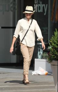 post-38290-0-08319800-1349450038_thumb.j