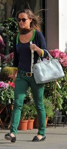 post-38290-0-12154900-1349447148_thumb.j