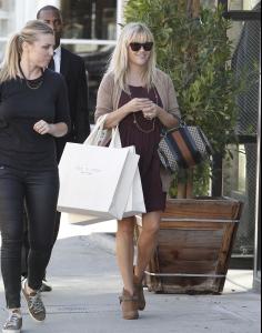 post-38290-0-15405600-1351436514_thumb.j