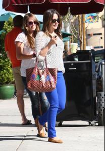 post-38290-0-43464700-1351349230_thumb.j