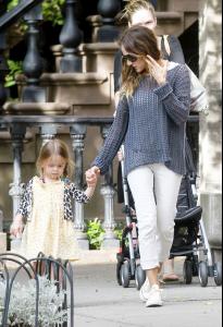 post-38290-0-48374500-1349447375_thumb.j