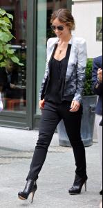 post-38290-0-62060200-1349440722_thumb.j