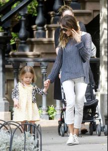 post-38290-0-65366300-1349447223_thumb.j