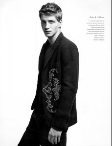 PA_LOFFICIELITALIA_FW12_02.jpg