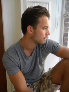 post-60960-0-26580000-1350753906_thumb.j