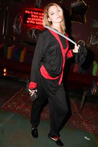 post-35596-0-54500300-1382938174_thumb.j