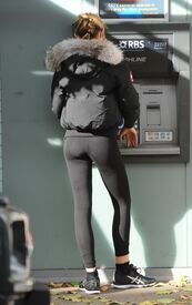 ABBEY CLANCY_28102013_.jpg