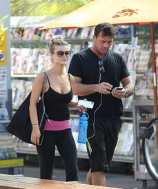 Joanna Krupa Romain Zago gym Dd15QhYMag6x.jpg