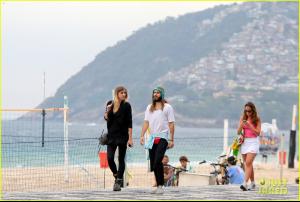 post-87508-0-73619200-1414557353_thumb.j