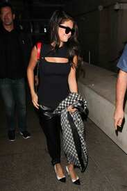 SelenaGomezLAX6.jpg
