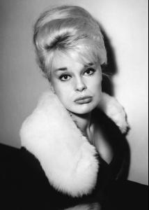 Elke Sommer009.jpg