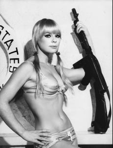 Elke Sommer015.jpg