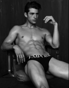 post-60009-0-78421000-1444382362_thumb.j