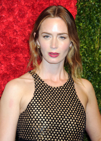 Emily_Blunt_14.jpg