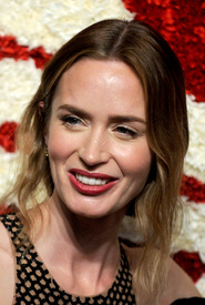 Emily_Blunt_16.jpg