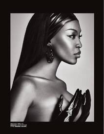 Lui_21_2015-10 (20)_Naomi Campbell.jpg
