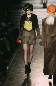 stella_anna_sui_fw97.jpg