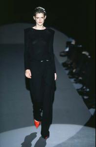 stella_gucci_fw975.jpg