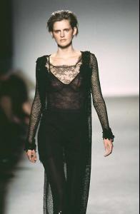 stella_isaac_mizrahi_fw976.jpg