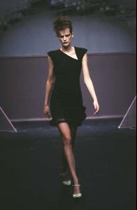 stella_Valentino_fw973.jpg