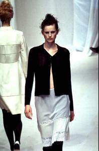 stella_alberta_ferretti_ss974.jpg
