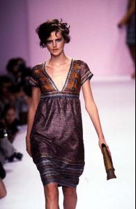 stella_anna_sui_ss97.jpg
