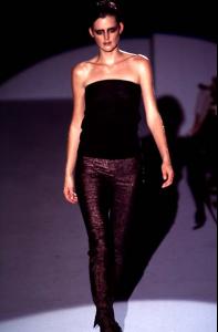 stella_gucci_ss975.jpg