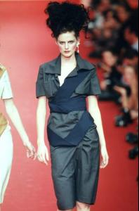 Stella_Vivienne_westwood_ss97.jpg