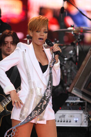 rihanna_gma_6744.jpg
