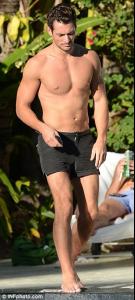 post-22656-0-03967000-1352327738_thumb.j