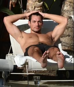 post-22656-0-31859600-1352327748_thumb.j