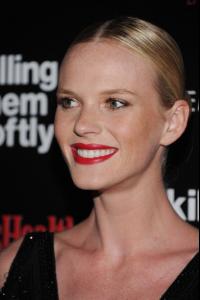 post-58152-0-56196600-1354045679_thumb.j